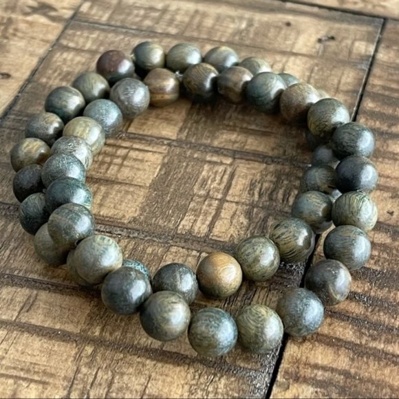 goddess zodiac Other - 2pc 8mm Green Sandalwood Stretch Bead Bracelet
